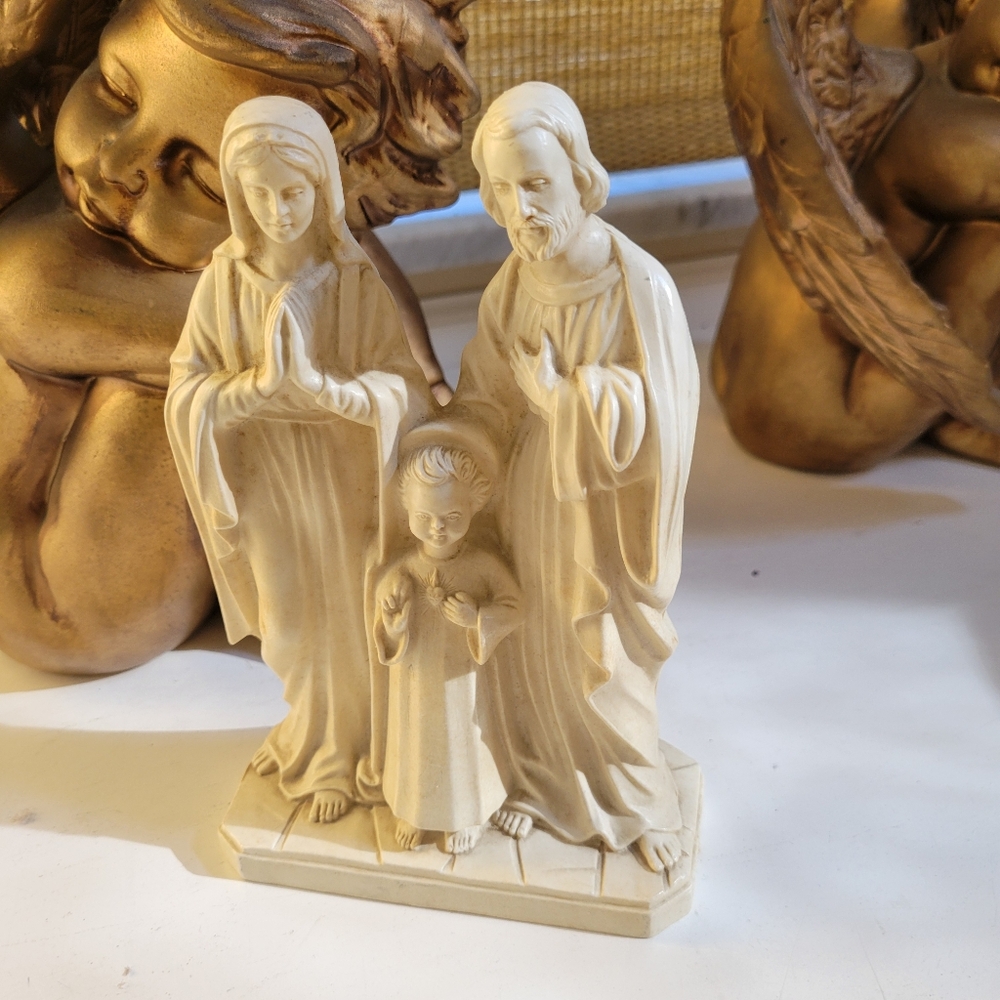 Holy Family Religious Figurine ~ Vintage ~ Jesus Mary Joseph ~ Christmas ~ Resin - Picture 15 of 16